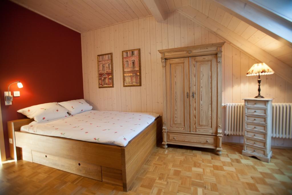 Gaestehaus Craintaler Muehle B&B Креглинген Номер фото