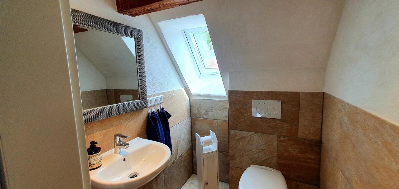 Gaestehaus Craintaler Muehle B&B Креглинген Экстерьер фото