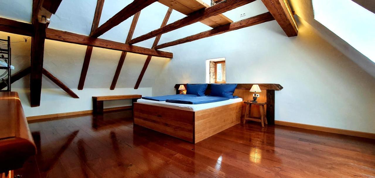 Gaestehaus Craintaler Muehle B&B Креглинген Экстерьер фото
