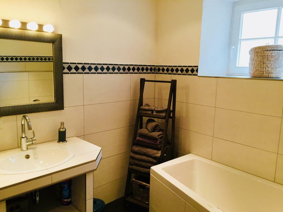 Gaestehaus Craintaler Muehle B&B Креглинген Экстерьер фото